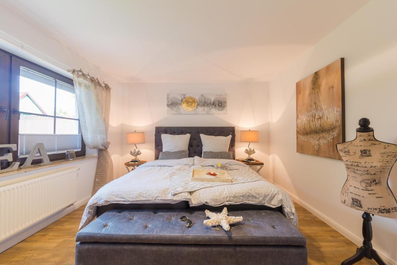 Ferienwohnungen Haus Am Strand Zingst Ngoại thất bức ảnh