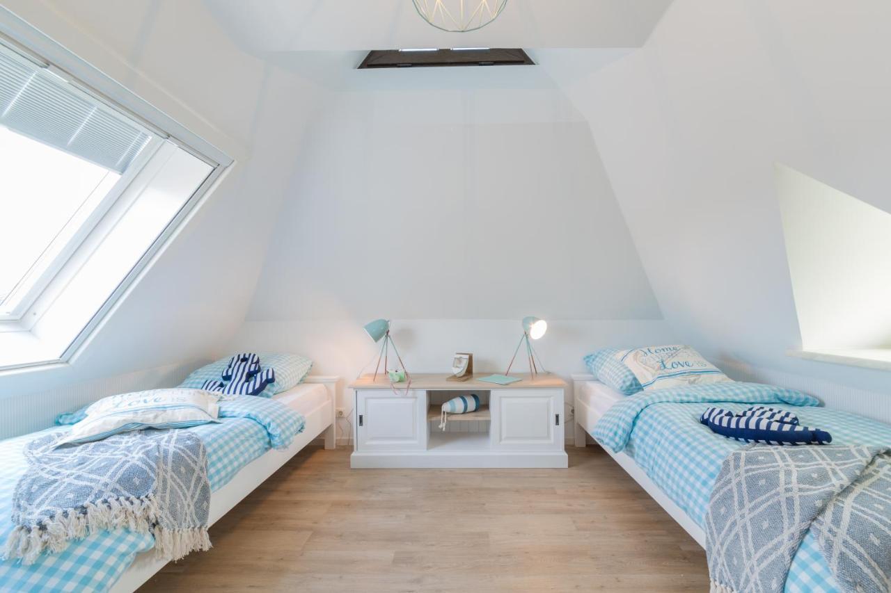 Ferienwohnungen Haus Am Strand Zingst Ngoại thất bức ảnh